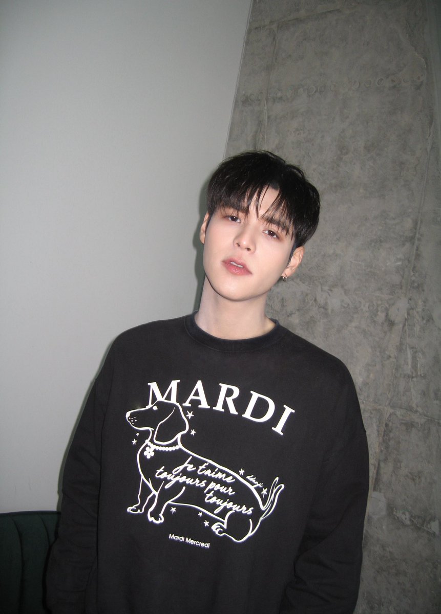 poon_mit12's tweet photo. 🖤🤘🏻 https://t.co/RNRBtPOssM