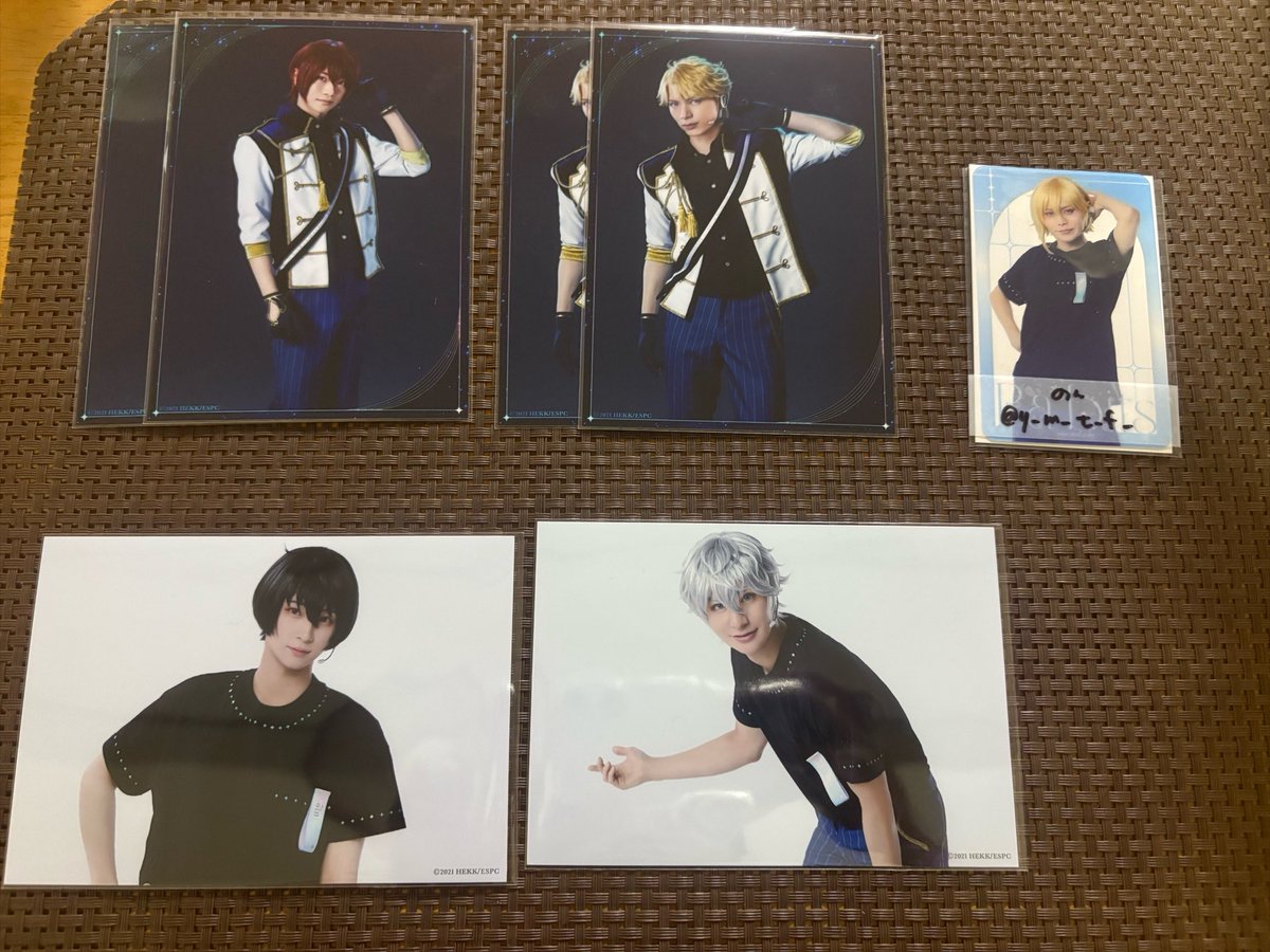 y_m___t_f___'s tweet photo. 【交換/譲渡】あんさんぶるスターズ！THE STAGE 10th Anniversary LIVE あんステ ランブロ 

譲
縦:司2 嵐2 天満 ひなた
横:凛月 泉 ゆうた
求
なずな 両種

郵送でのお取引
Knightsはまとめて優先
検索よりお気軽にお声がけください。 https://t.co/llGoeeSzBn