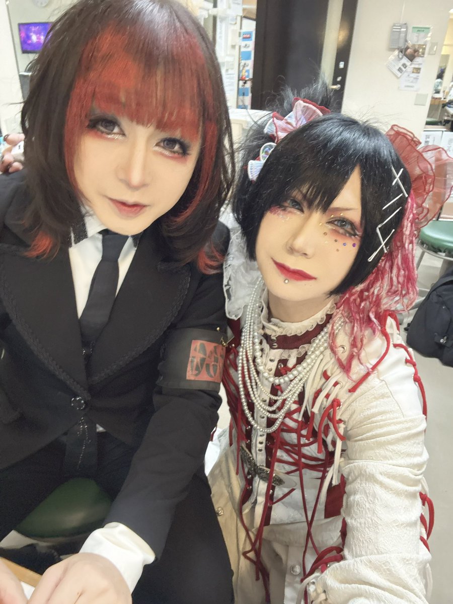 k20_makoto's tweet photo. 埼玉会館漆黒のシンフォニーありがとうございました〜！
ホールでがっつり歌えて大満足😆
とても素敵なイベントでした！

次は11日横浜COMね！🤘🏻 https://t.co/RMZXTwBsD8
