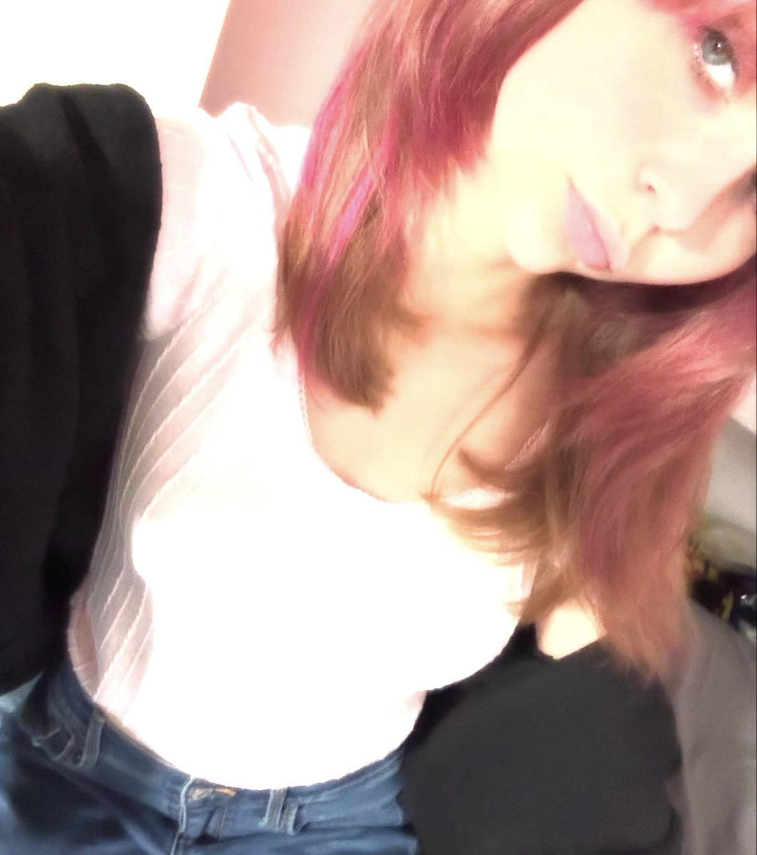 LunarEclipsexf's tweet photo. Haiiii!!! I’m Luna :> I hope everyone is having a good day #teen #nsfwtwtًً https://t.co/kKlVySrUMO