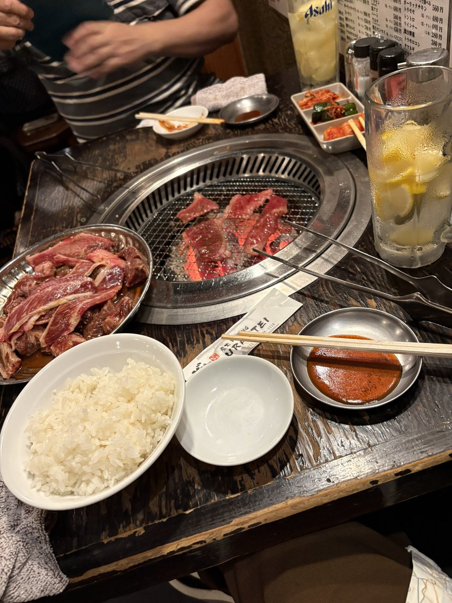 kuri_bow_5553's tweet photo. 肉ぅ… https://t.co/uSYdUulxER