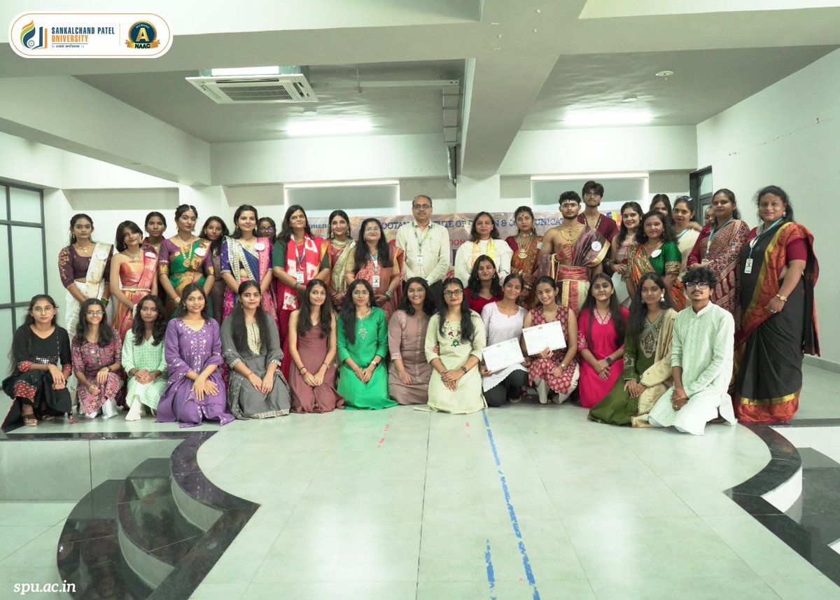spuvsn's tweet photo. Nootan Institute of Design and Communication (NIDC), Sakalchand Patel University (SPU), Visnagar, hosted a vibrant Inter-College Handloom Saree Draping Competition to mark the 12th National Handloom Day and promote India's rich textile heritage among young designers.
#NIDC #SPU https://t.co/OU5GY3r9P7