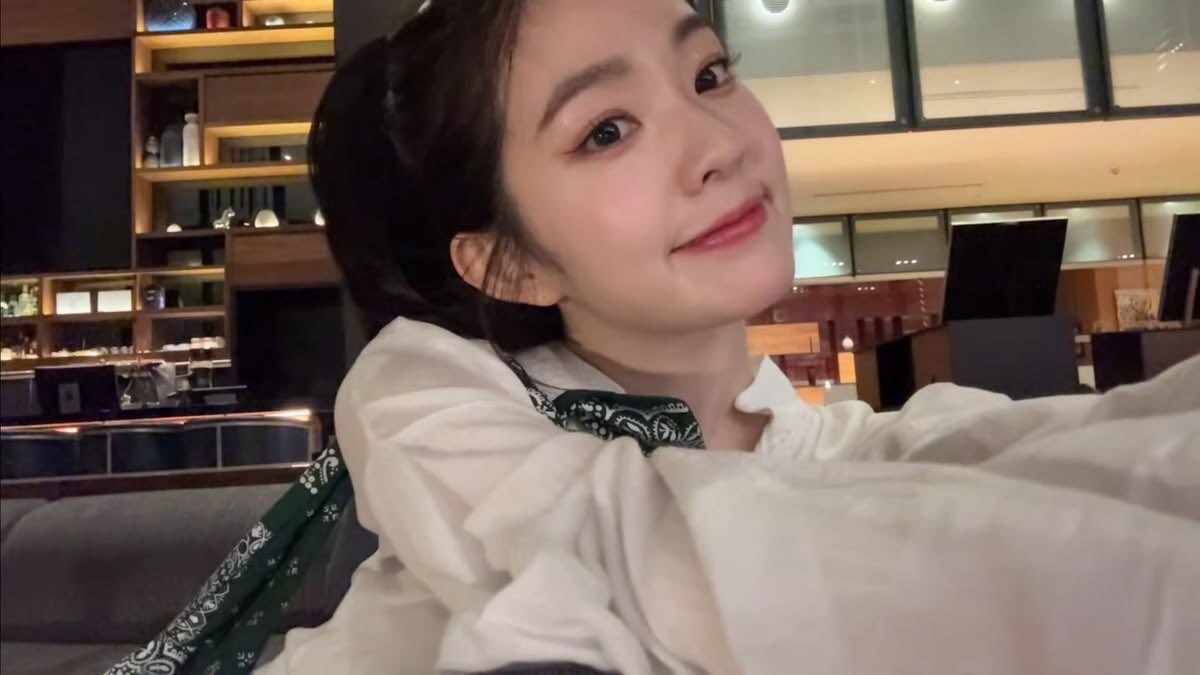 kimMAAAQ's tweet photo. REPORT MOD

MOD:
Direct/Indirect:
Hari &amp; Tanggal:
Mayn:
Pemenang (kl ada aja):
Pemayn (NAMA AJA PLS): https://t.co/BLkEJfx4so