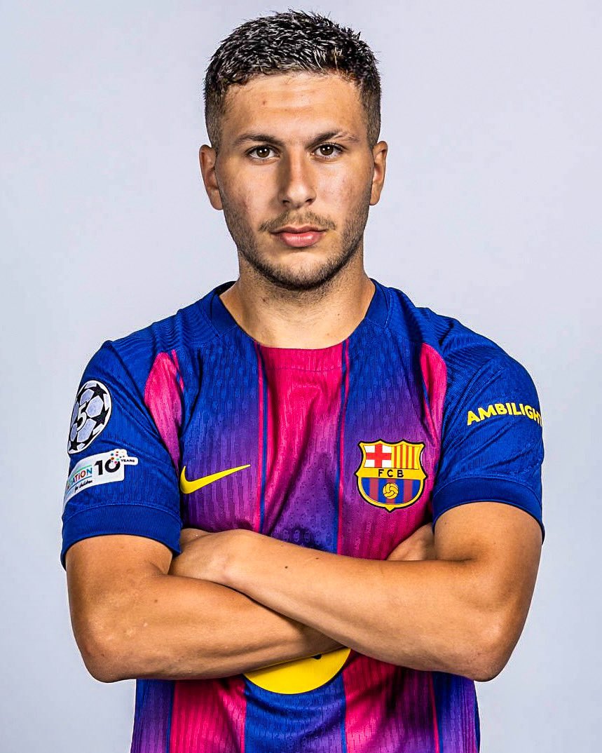 ActuFoot_'s tweet photo. 🚨 OFFICIEL ! BARDGHJI 🇸🇪 ET CASADO 🇪🇸 NE FONT PAS PARTIE DU GROUPE DE BARCELONE POUR LA PRÉ-SAISON ! ❌

Ils vont partir cet été d’après @FabrizioRomano. https://t.co/3Fq5tM2Fsv