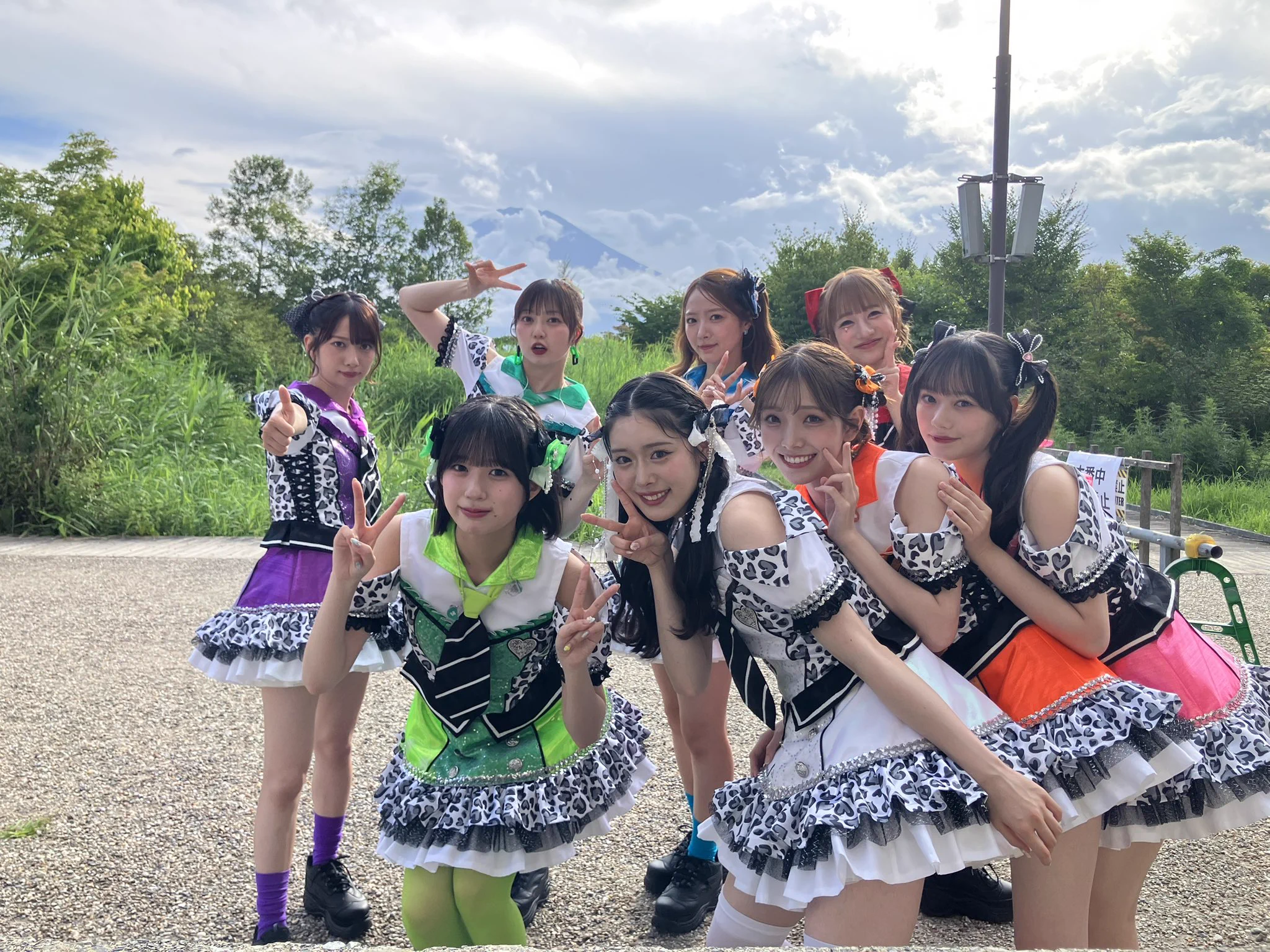 momoiroclover (@momowgp) / X