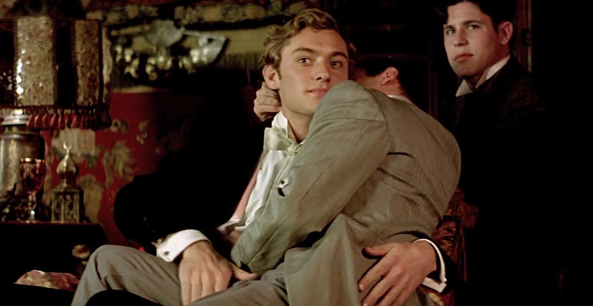 queer_frames's tweet photo. Wilde (1997) dir. Brian Gilbert https://t.co/jQrbJ0T2SE