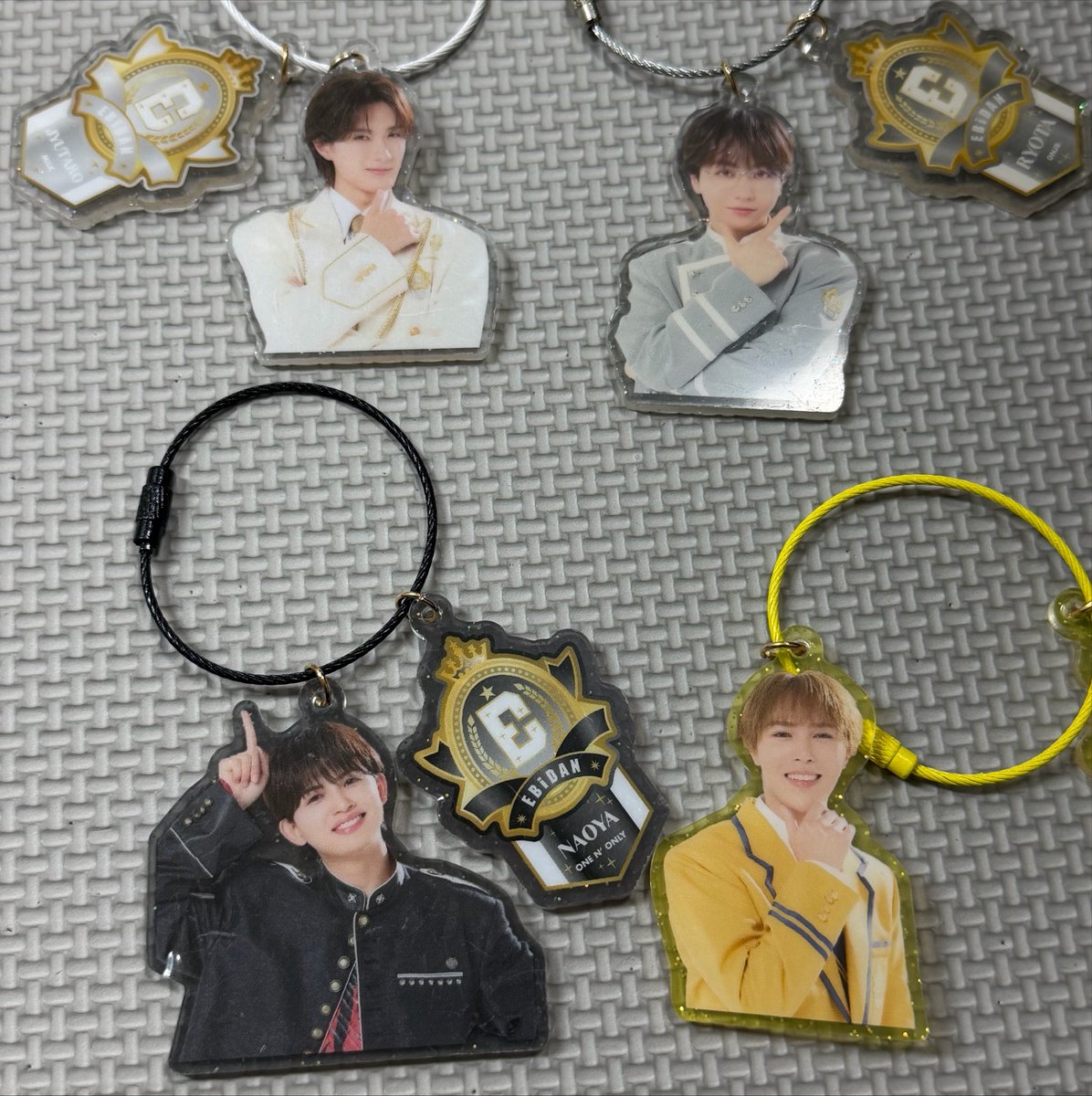 chi_gnjb's tweet photo. エビライ  アクキー 学生証キーホルダー ミニフォト 交換 Team C

【求】 小泉光咲

【譲】
アクキー：長野凌大 山中柔太朗 NAOYA KEVIN
学生証：山中柔太朗 曽野舜太 TETTA 
ミニフォト：吉田仁人 ジャン海渡SHOOT タカシ

8/16会場にて手渡し

お気軽にお声掛けください✨️ https://t.co/utg8GCj1Cv