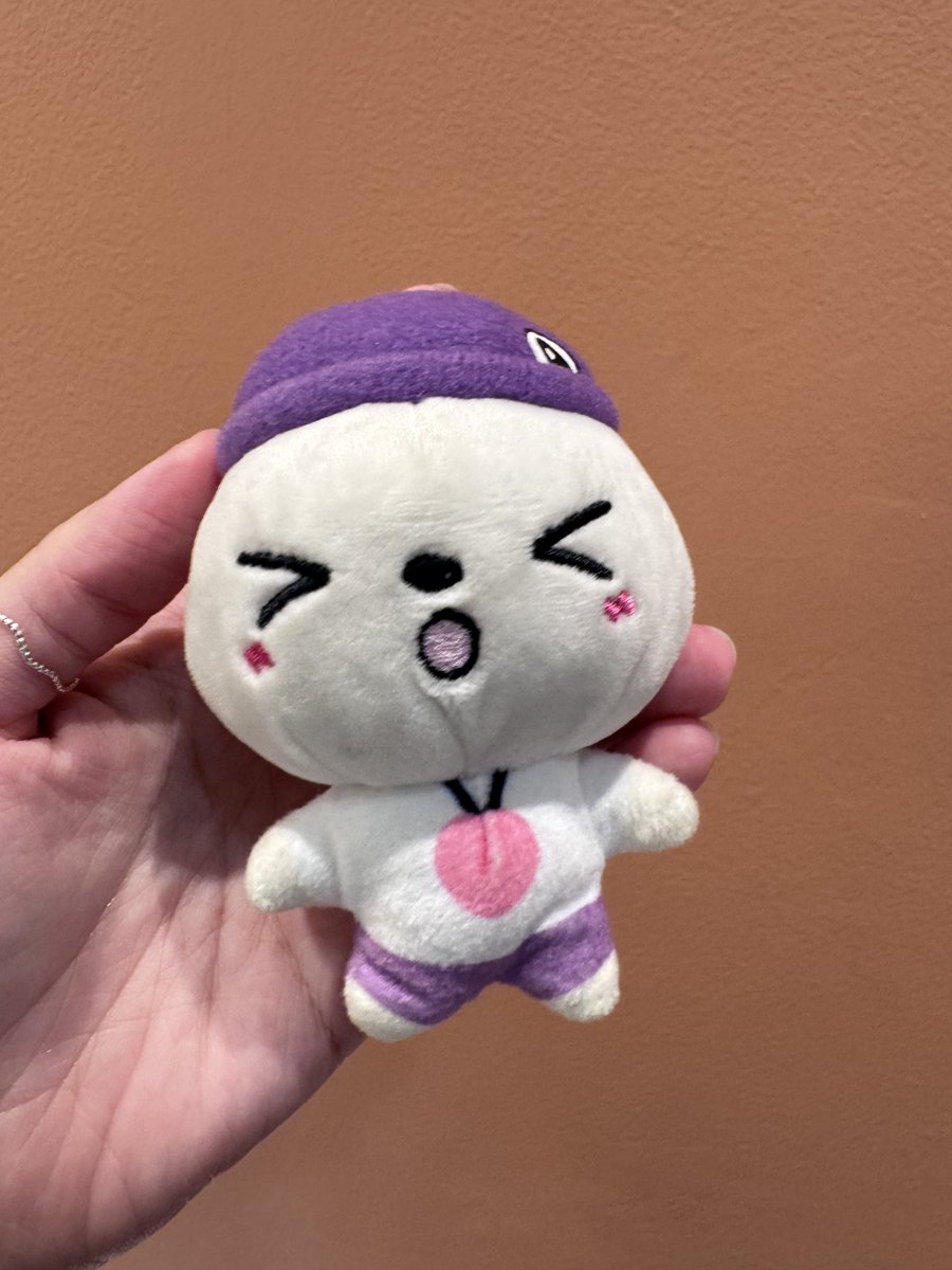 sallylo_'s tweet photo. FOUND 08.08.26 at CGV Grand Indonesia
Ateez Jjongmon keyring https://t.co/2zoqKxSUHj