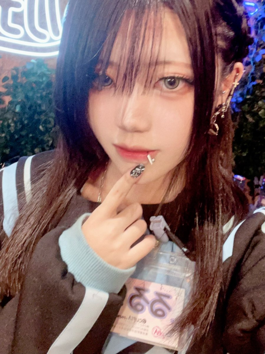 CUPIA_ruru's tweet photo. るるイン！！

今日も暑いね〜🥵☀️
涼みにおいで〜 https://t.co/UlkxTDSkMU