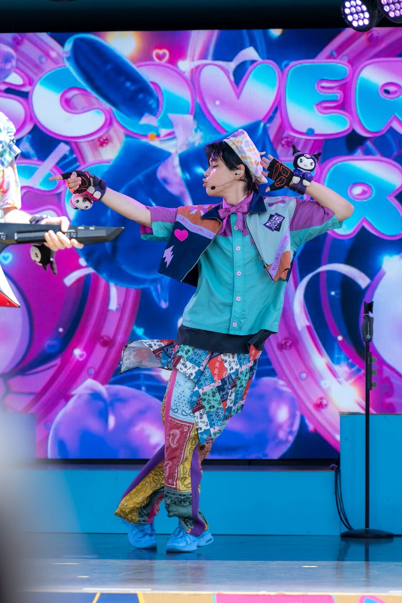 candykumasan's tweet photo. 08/06 10:10 M-usic🩵

#クロミライブ
#USJファン https://t.co/jXs75Fffuv