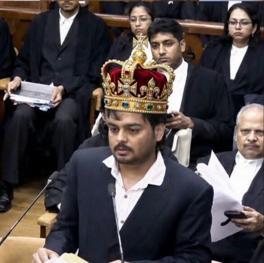 Vijayluffy_943's tweet photo. इस भाई ने कॉलेजियम सिस्टम पर हमला किया था
और इस भाई दिल से सलाम
#AbollishCollegium 🔥🔥✊ https://t.co/YIvqRv1EQJ