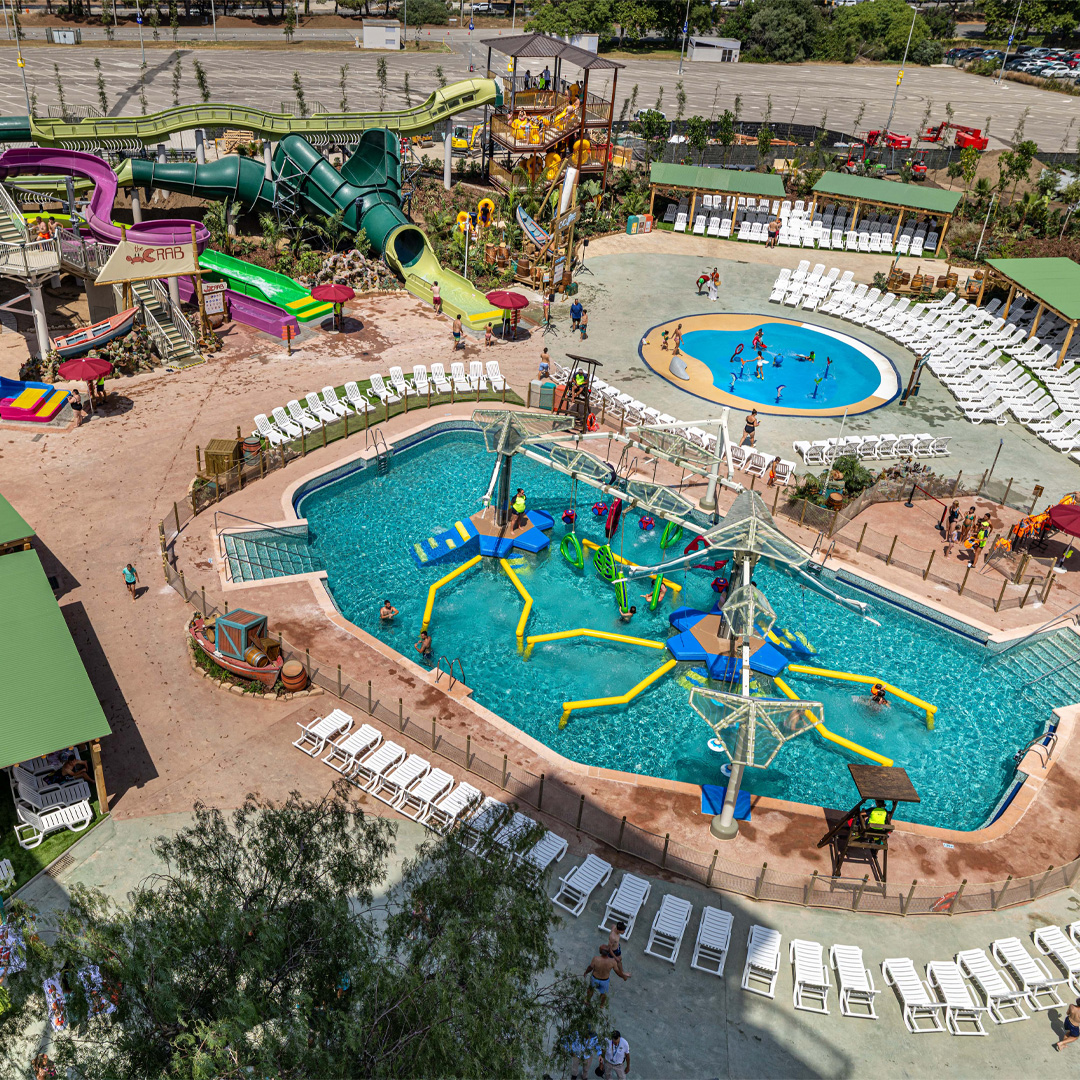 TicketmasterFR's tweet photo. 🎢💦Cet été, PortAventura World enrichit l’expérience proposée à ses visiteurs avec deux grandes nouveautés familiales, pensées pour conjuguer aventure, immersion et fraîcheur : Coral Bay et Makamanu Jungle. Profitez-en dès maintenant :

🎟️ https://t.co/ZyIh9gxXUF https://t.co/sut8FnJOXb