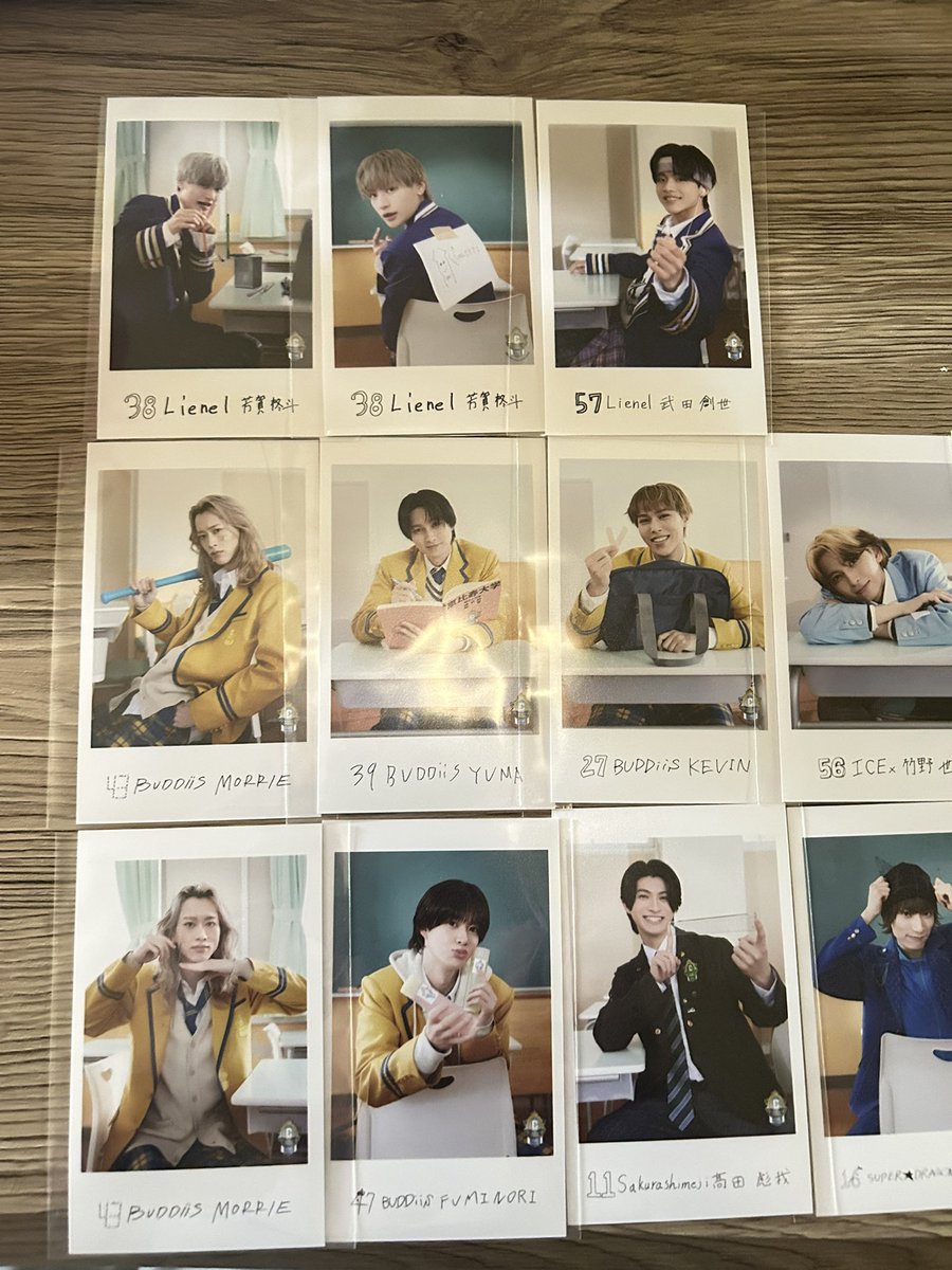 tetsu_hanko's tweet photo. 〖譲渡 買取 交換〗 エビライ グッズEBiDANTHELIVE 2026 隣の席ミニフォト

求:定価＋送料または同種 ワンエンメンバー
譲:タクヤ ハル 桜木雅哉 吉澤要人 柴崎楽 髙田彪我 FUMINORI MORRIE YUMA KEVIN 別投稿でも募集中

郵送でのお取引希望です
検索からでもお気軽にお声がけ下さい。 https://t.co/xtl7Y1doDm