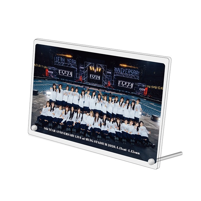 HMV_Japan's tweet photo. #櫻坂46 ◢
『5th YEAR ANNIVERSARY LIVE at MUFG STADIUM』
ライブBlu-ray＆DVD 9/9発売🌸✨

💝@ Loppi・HMV限定セット
ライブフォトアクリルプレート

💝@ Loppi・HMV限定特典
オリジナルA5サイズノート

🔻ご予約はこちら
https://t.co/yUP3VT5VuH

#Sakurazaka46 https://t.co/grcZfXb3bs