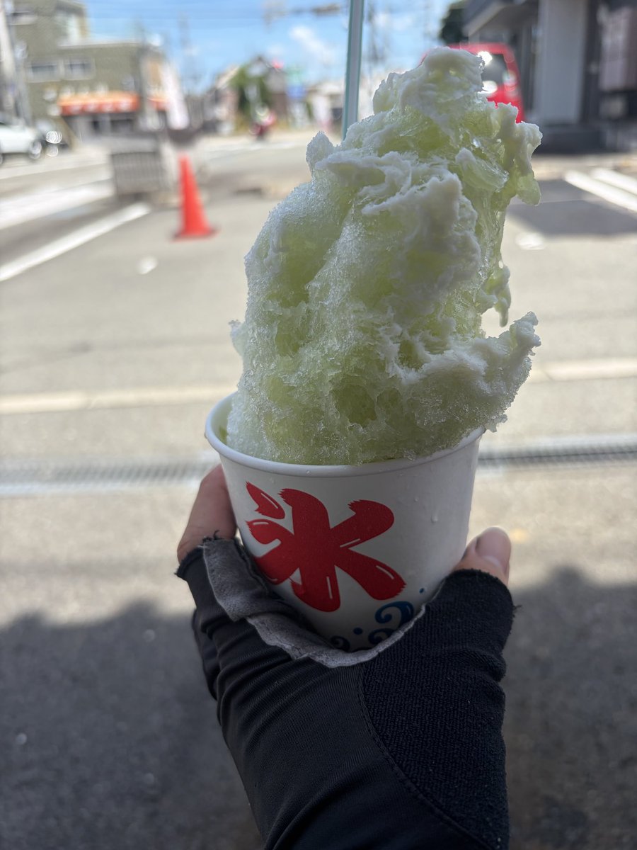 mari_tsumayan's tweet photo. 今日は和歌山ライド🚴‍♀️
海見てテンション爆上がり🫶
氷屋さんの昔ながらのかき氷が美味🥰
和歌山走りやすすぎて、何度来ても良くて好きすぎる🎵
楽しかった♡ https://t.co/Ih6Z2yoJWE
