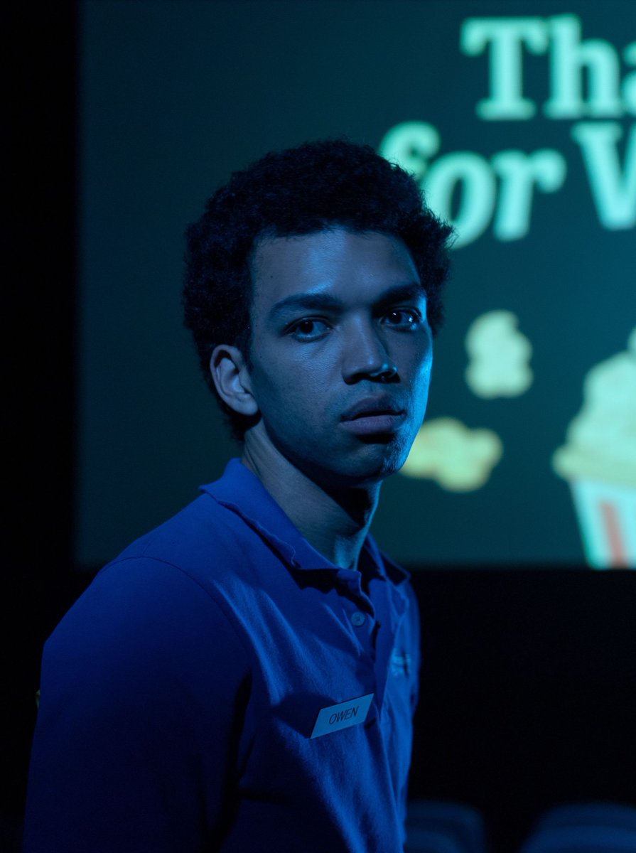 queer_frames's tweet photo. Justice Smith in I Saw the TV Glow (2024) dir. Jane Schoenbrun https://t.co/GJpS5oRNfP