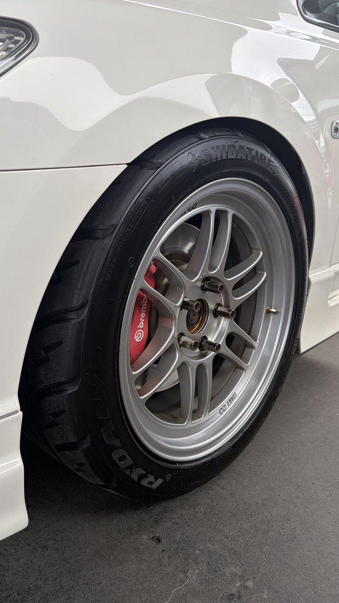 zip_racing11's tweet photo. このムチムチもっちり感たまらん🤤
シバタイヤR31 280Rの実力を見せてもらおうではないか😎
#シバタイヤ https://t.co/QpYQk4HNjP