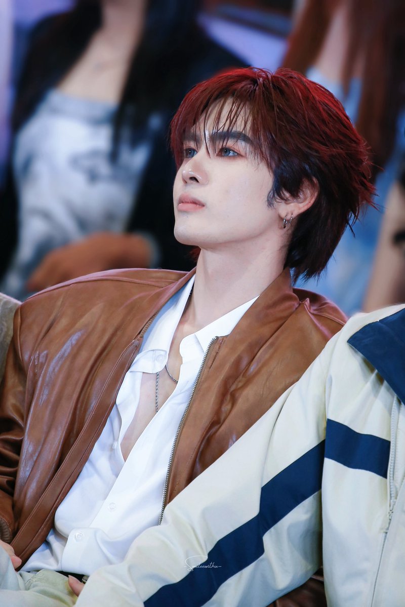 TrendforSanta's tweet photo. He looks unreal, absolutely ethereal ✨

PERTHSANTA STARLIT JOURNEY

#GMMTVFanfestInMacau2026
#Santapp https://t.co/9SUC0CzuMK