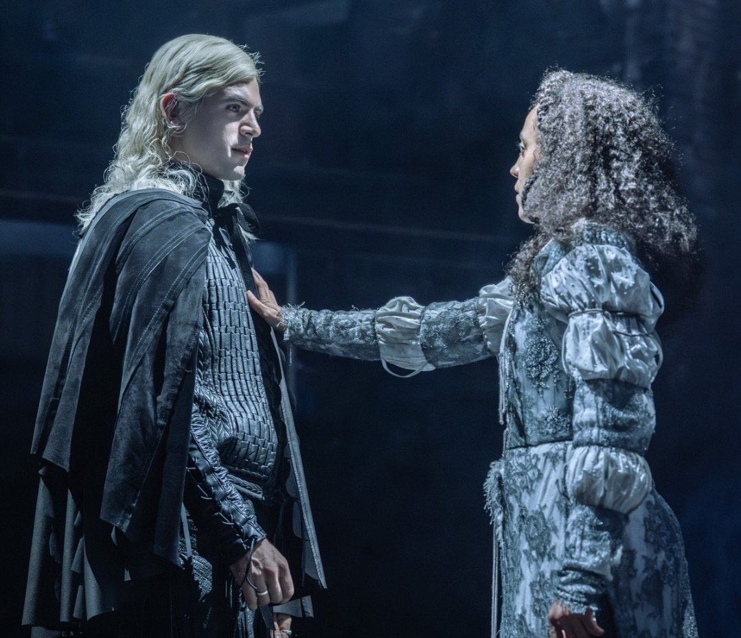 thhouseofblack's tweet photo. Rhaegar and Lyanna dancing together in the Mad King Play ♡ https://t.co/ucVSDBKhFR