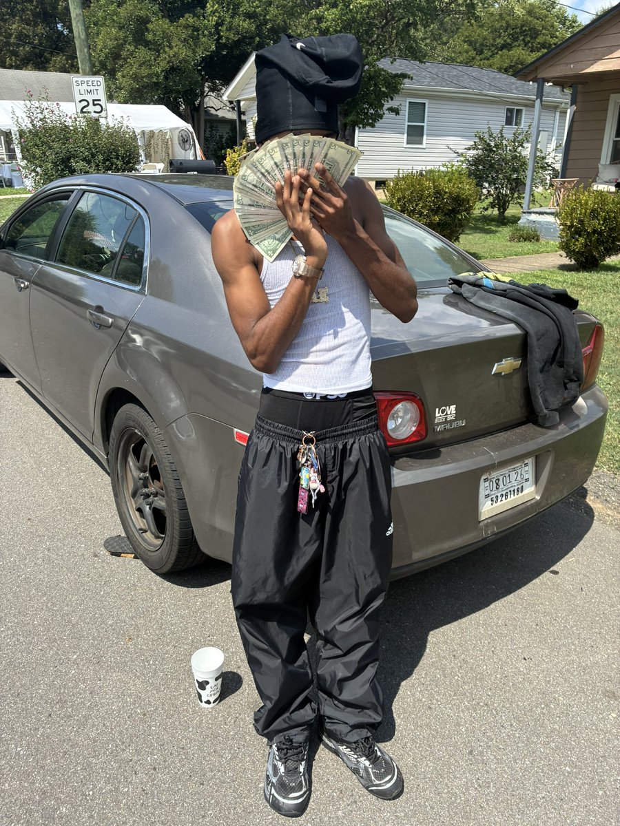 LeVontaaa's tweet photo. #cltfreaks
#fypシ゚viral https://t.co/GMd2qdzzWJ