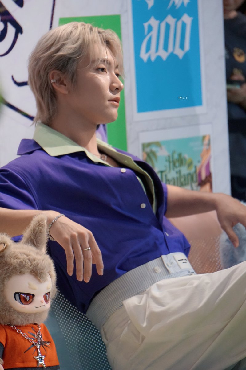 Spicy_PS's tweet photo. โหหห พ่อ 🤧🤧

AOOTH WITH BOSSCKM
#AOOHelloThailand
#AOO_PopUp_Thailand https://t.co/PqcoXep7Qn