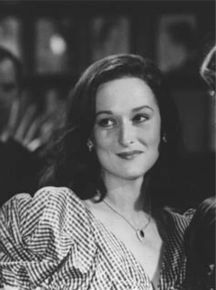 floralsfspring's tweet photo. grace gummer really said “copy+paste” https://t.co/WSkYo6GNSb