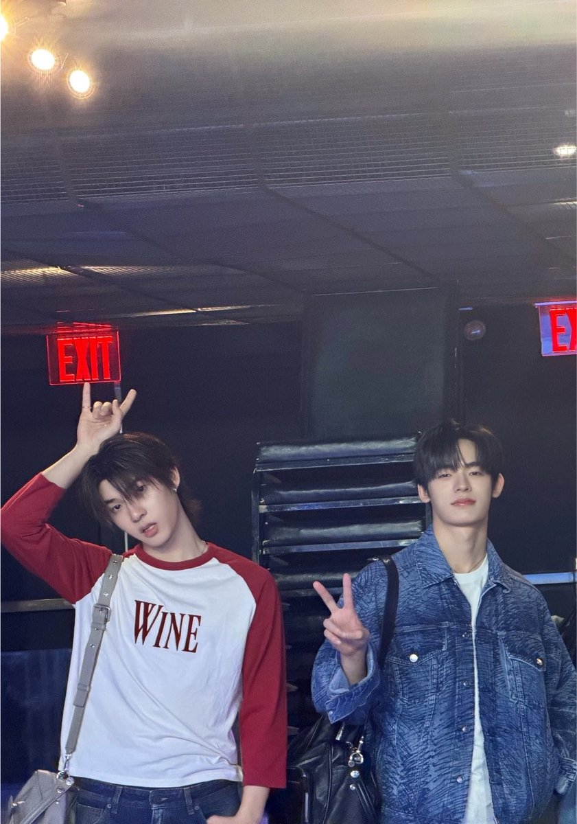 NAPloct's tweet photo. જ⁀➴ ˚ ༘⋆⠀₊˚ʚ 𐙚⠀₊˚⊹ 𐙚⠀₊˚⊹ 𐙚⠀₊˚⊹ 𐙚

             ใกล้ใจ                      พันลี้
                ด้วง                          ฉิน
                จ๋าย                          ปิ๊ก https://t.co/aqe9AHl9MB