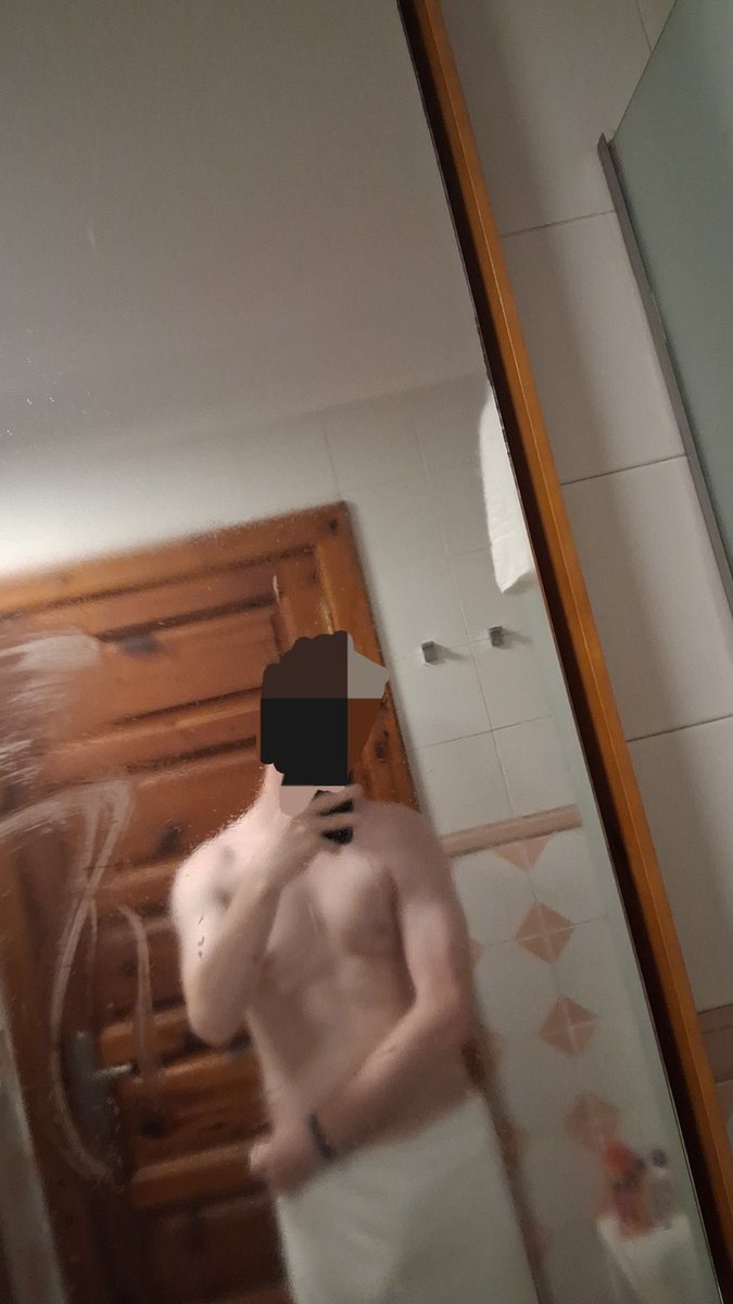 jsjsbq's tweet photo. Hii nsfwtwt

18
Hetero
🇬🇧
Love the gym
Lots of kinks (dm me to find out 😝)
Switch 
Need more moots! 
Follow me cuties x
o(^o^)o

#nsfwtwtًً #bigballs #bigdick
#sub #domme #nsfw #goldfish
#moots https://t.co/Y2NOsZ8RP6