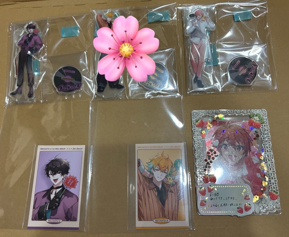 rt79_st45_'s tweet photo. 【交換】
にじさんじ MECHATU-A めちゃつえー 1st miniAlbum On-Deck! ライブ 特典 フォトカード 有償特典 アクリルジオラマ

譲)画像1～3枚目参照

求)画像4枚目

郵送でのお取引

難しいかと思いますがよろしくお願い致します。 https://t.co/u9SwyrRlfx