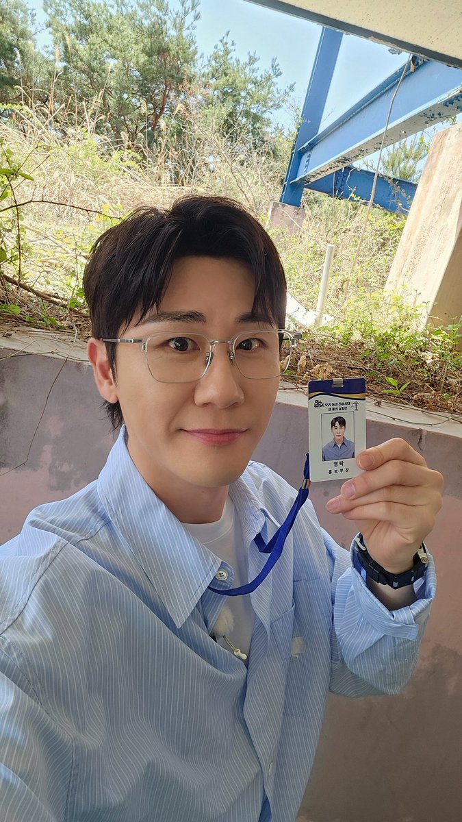 zerotak2_bb's tweet photo. 홍보부쟝님 담주에 또봐요 ><!!! https://t.co/HZVhCIZ6Wr