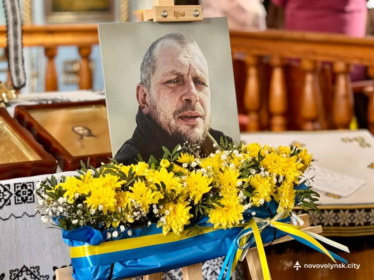 SouvPopulaire's tweet photo. Jocelyne #Guidez une sénatrice de l’#UDI posait la question du financement des pensions de veuves de guerre de l’#Ukraine… Le pays est totalement sous perfusion de l’argent volé aux contribuables européens.
https://t.co/ZwzDtzzcIv https://t.co/YjBWpmcIkz