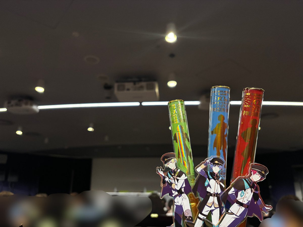 marimo_no_ke's tweet photo. クラファのリリイベ▽△▽
とっっっっても楽しかった🫶
３人のトークやパフォーマンスを近い距離で見れて感動。
改めて5周年おめでとう✨そしてリリイベありがとうございました！！！！ https://t.co/woeItpbItZ