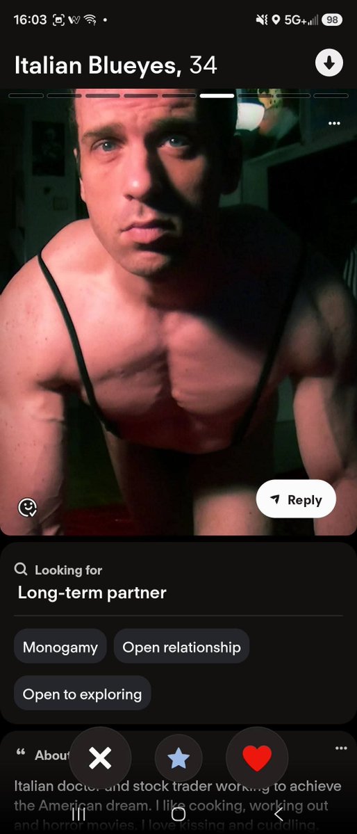 TechnicallyStr8's tweet photo. hmmm https://t.co/Ea2Pjg7Mba