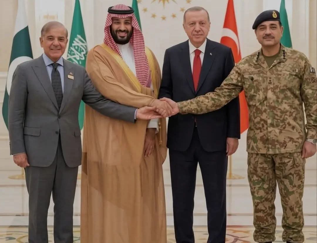 DrHIGbian's tweet photo. All 3 are allies of US,then defense against whom?US remains principal guarantor of Israel’s survival & security. This defense agreement must be viewed within the framework of US policy toward Israel & Iran.
Any economical/security benefit?
#MakkahAgreement
#CDFForRegionalPeace https://t.co/aALQ6iNZZ6
