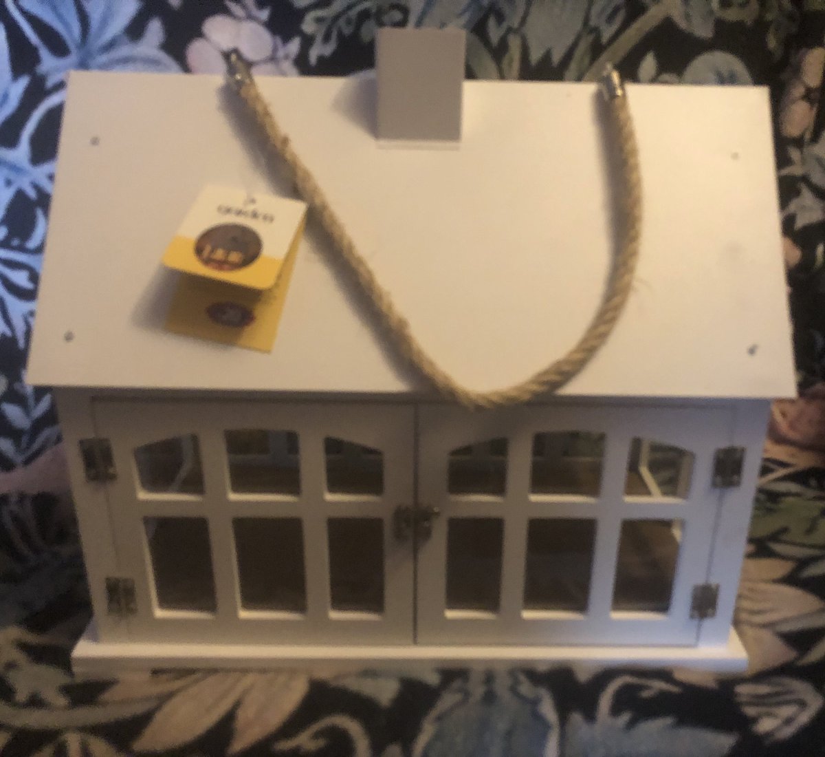 TubbyBats's tweet photo. A small shopping #haul today.
First for those who do #dollshouse #minatures. This candle holder, the size of a bread bin, looks ideal. It even has a vaulted ceiling. It’s not that heavy. Ideal for young and old alike. In garden section for £12 at B&M #dolls #house https://t.co/A6TkmWOdOG
