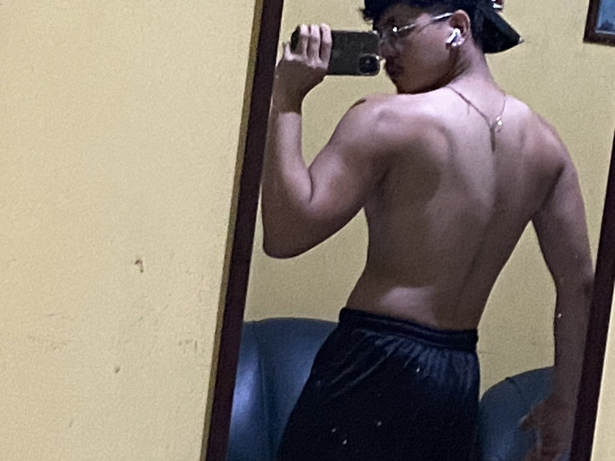chisskeykkk's tweet photo. Hello po team ryzza kain po tayo
#gym #baguio https://t.co/fHQWCEjiRQ