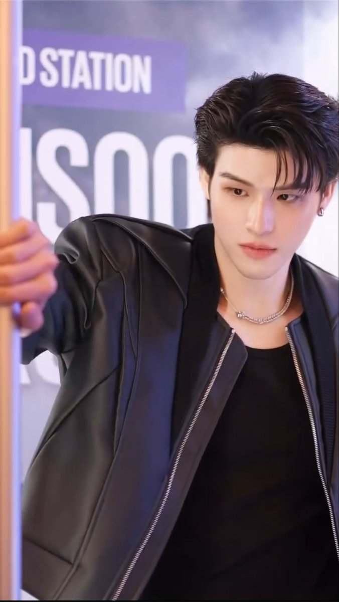 JibiaJubum's tweet photo. ช็อตนี้กุเดรส😖😖😖🤧🤧🤧🤧😖🤧😖🤧🫠🫠🫠🫠🫠🫠😖🤧😖🤧😖🫠🫠🫠🫠🫠🫠🫠 https://t.co/AEzV4mZpEv