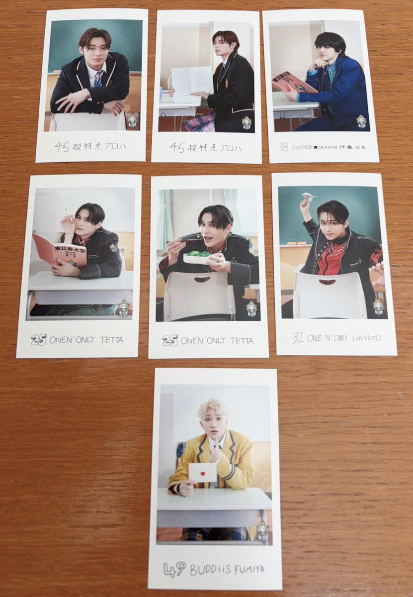 l0ve0everyone's tweet photo. EBiDAN THE LIVE 2026 エビライ グッズ 
ミニフォト 隣の席フォトセット 交換
【譲】画像のもの
【求】前 八神・前 阿久根＞近藤駿太・マサヒロ(前後左右可)

ランダム 学生証 チームE 交換
【譲】画像のもの
【求】八神遼介

郵送希望です
気軽にお声掛けください◎
 #EBiDAN https://t.co/Bx7E0c5Xmf