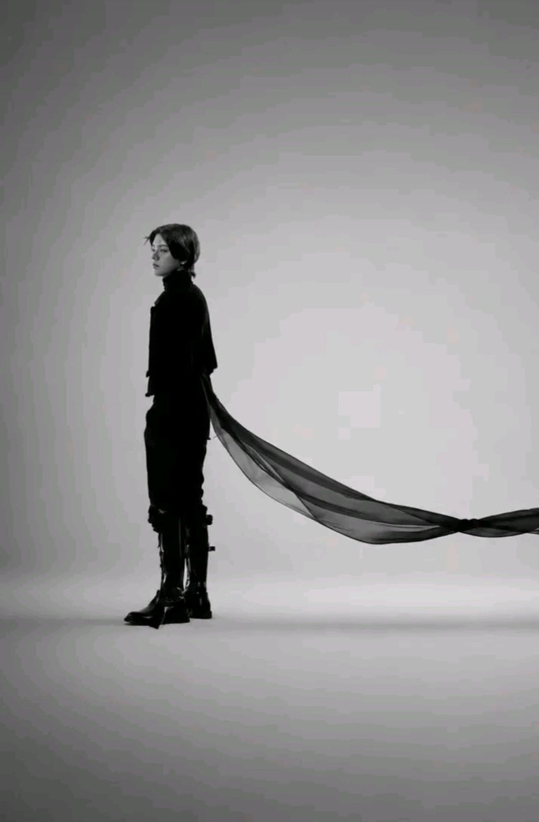 lovlnyy's tweet photo. "the red string theory" https://t.co/O43SZ76ZN6