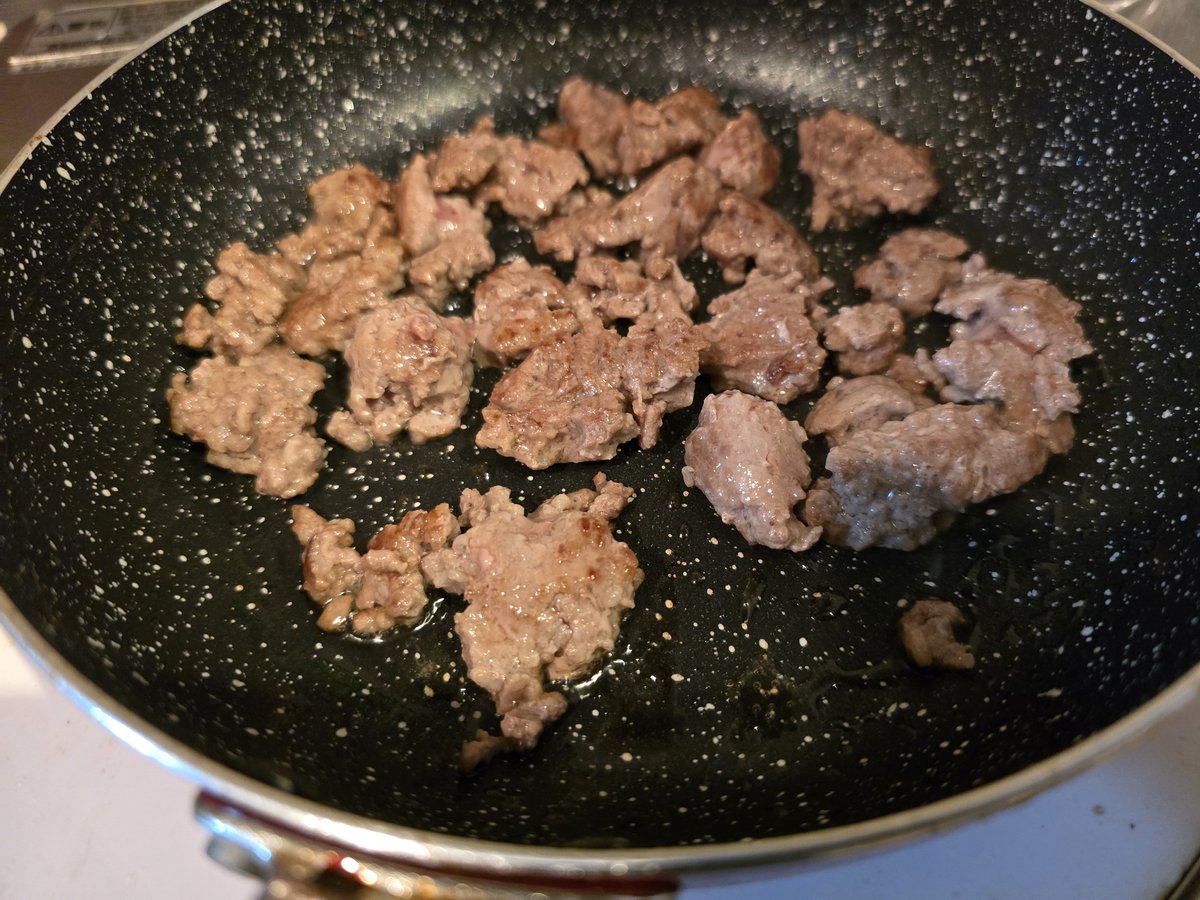 nisy1111's tweet photo. 本日は麻婆豆腐。
やっぱり自分で作る方が味が好みにできてよい https://t.co/ueEI0MkgFT