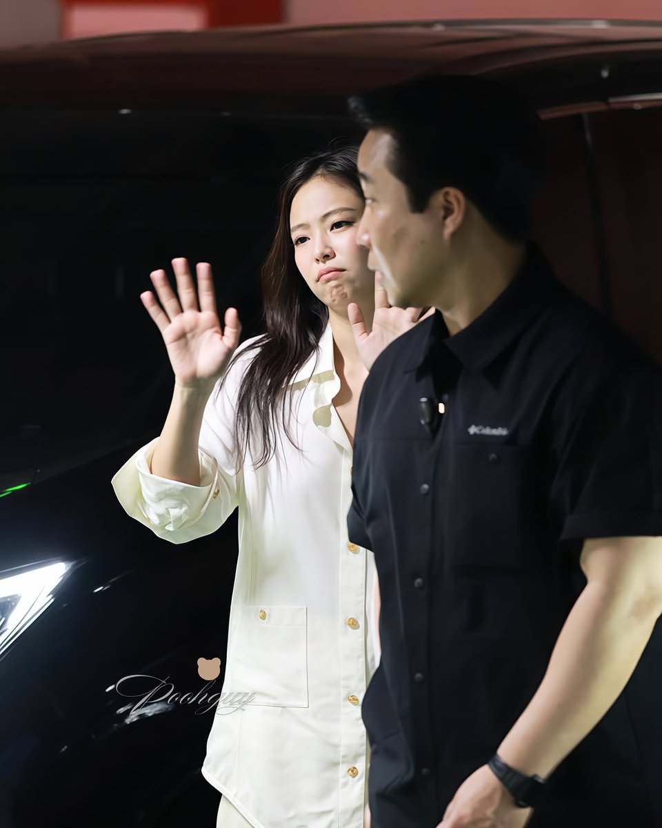 NEWSJENNlE's tweet photo. 📸 260808 #JENNIE at BLACKPINK 10th anniversary private fanmeeting. (via poohguy.blinkhks) https://t.co/4gkQfTlKAa