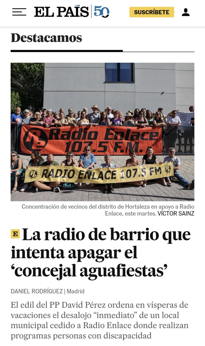 CoordinadoraHTZ's tweet photo. David Pérez: "La orden de desalojo a @Radio_Enlace la vamos a enviar el último día de julio, antes de las vacaciones de agosto, para que así no se entere nadie"

Sus asesores: "Qué buena idea, eres un genio concejal"

Una semana después 👇🏼 https://t.co/JZbh5rxCIz