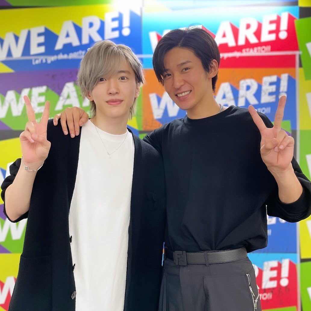 cloudmememichi's tweet photo. めめみちver.✌️🖤🩷✌️

⬅️交際中　　　　　　　　結婚して5年➡️ https://t.co/QKZXBo7Cmw