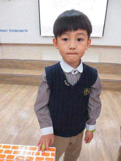 c_o_r_t_i_s's tweet photo. ㅠㅠㅠㅠ 작고 소중해 https://t.co/6celQYkOJo
