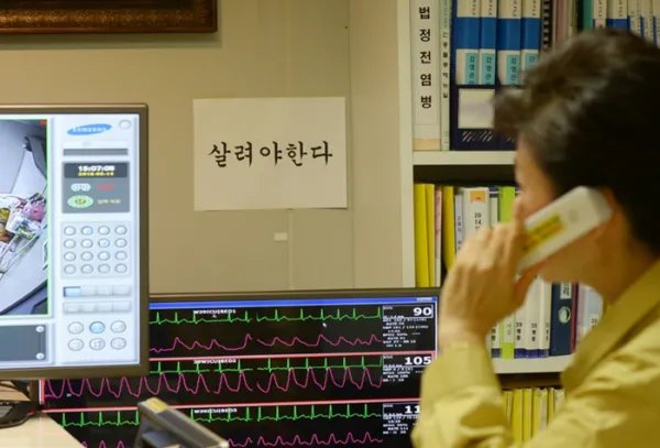 IlIlII_IlIIIll's tweet photo. 매주 "피의게임 살려야 한다"이런 마음으로 보는데 그냥 모든 회차가
저벅저벅 
스스로
야살을 함
cxxx8 https://t.co/UwyWLikUyk