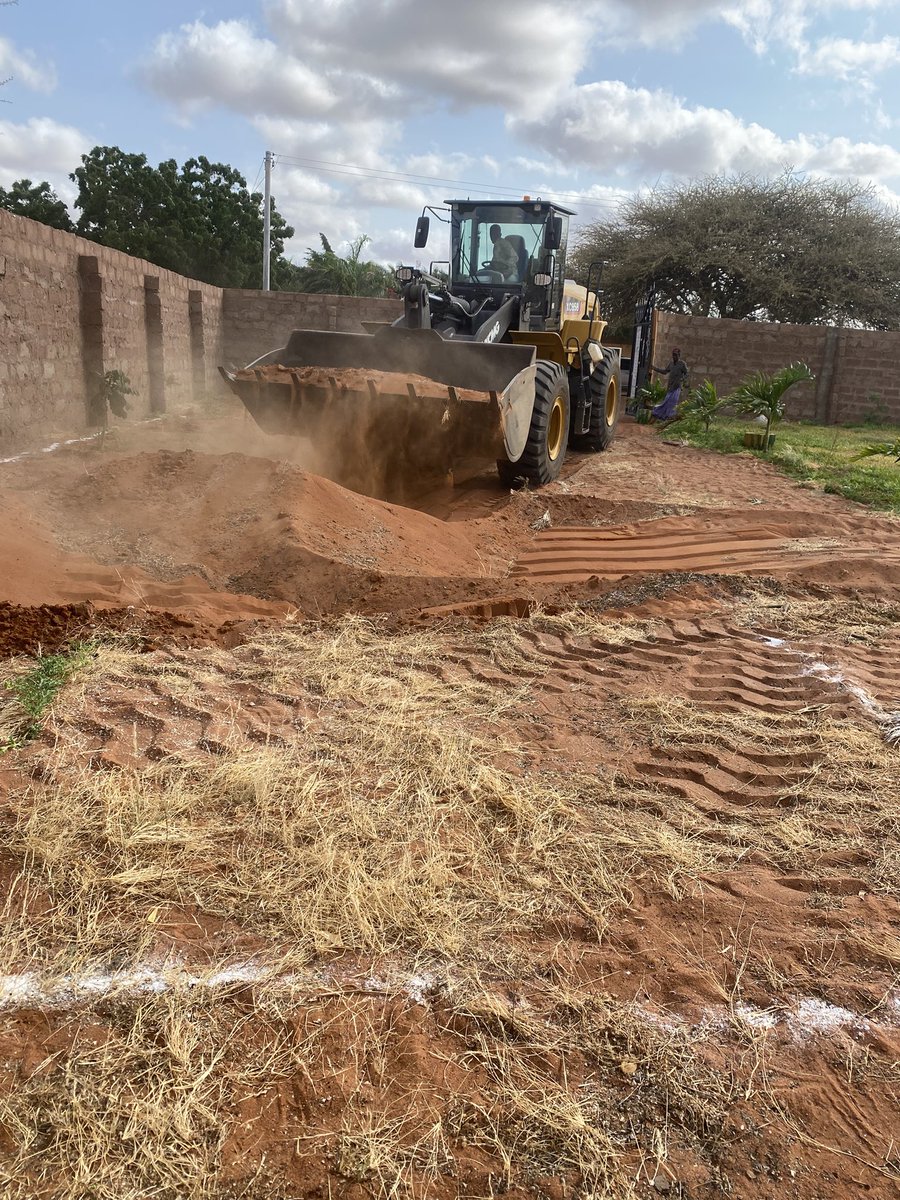 MutuaMuungami's tweet photo. From raw ground to something serious. 🚜🔥 We don’t just talk construction — we move earth and make projects happen. Site work underway! 💪🏽🇰🇪 https://t.co/NeFWt4azNg