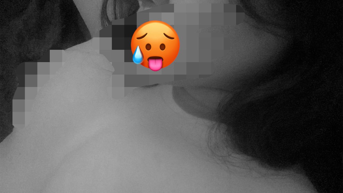 sweetyyy0000's tweet photo. Gabut https://t.co/9ZKlsG3kg3