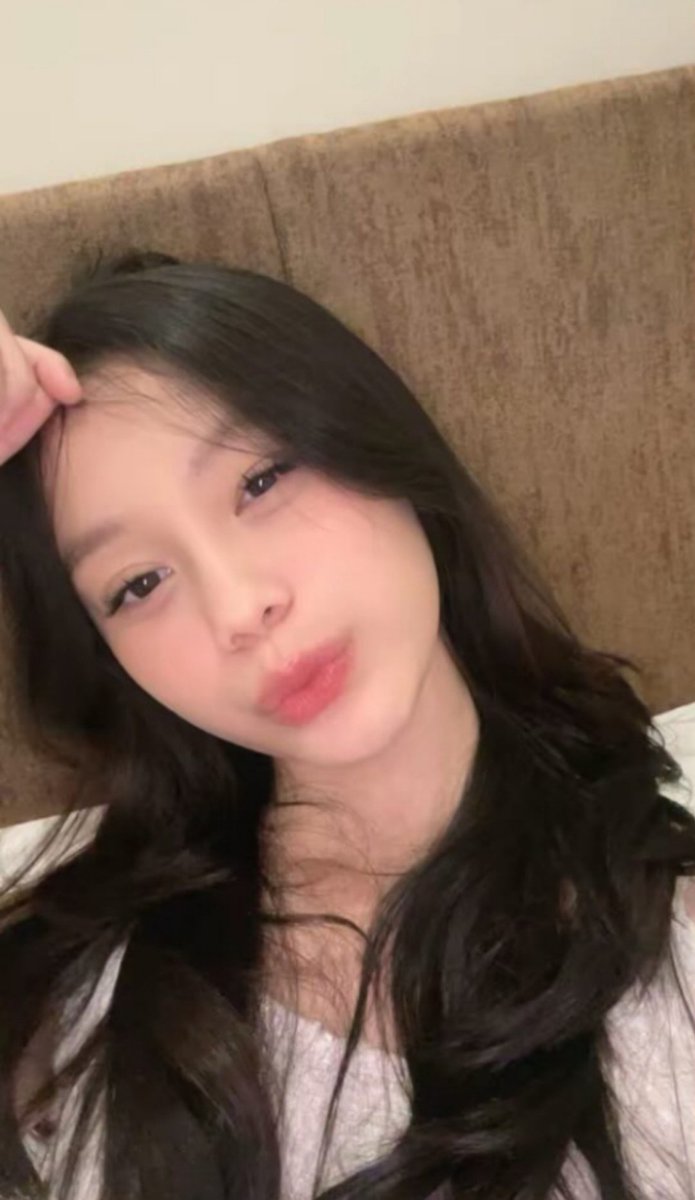 Chelsiieehh's tweet photo. buangg pejuhh dimukaa akuu aja #pejuhin #cumtribute #kontolin https://t.co/ppSB3duHJx