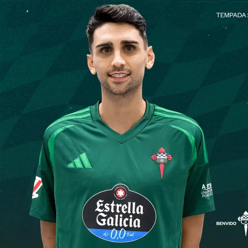 mercatosphera's tweet photo. 🇪🇸 El #RacingFerrol ha fichado al defensa central David Castro (30 | #NK_Celje) como agente libre. https://t.co/aRZMkmv646
