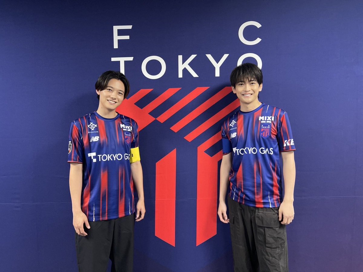 fctokyoofficial's tweet photo. 🔵🔴
𝐌𝐀𝐓𝐂𝐇𝐃𝐀𝐘 #MIXIDay

この後、映画『#ブルーロック』潔世一役の #高橋文哉 さん、蜂楽廻役の #櫻井海音 さんによるキックインセレモニーを実施いたします⚽️✨

#エゴい
#fctokyo #tokyo https://t.co/vOdFZLr8Hq